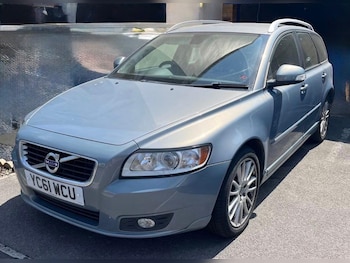 Used Volvo V50 2011 for sale - 79362491: Photo