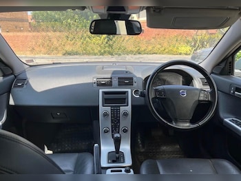 Used Volvo V50 2011 for sale - 79362491: Photo