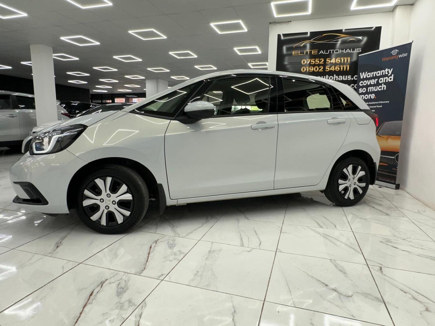 Used Honda Jazz 2020 for sale - 76482874: Photo 12