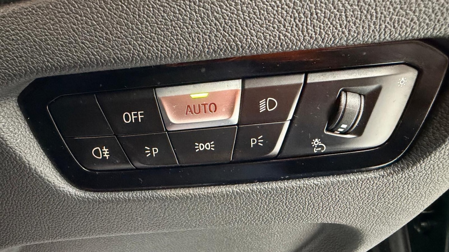 Used BMW i4 2023 for sale - 77417196: Photo 63