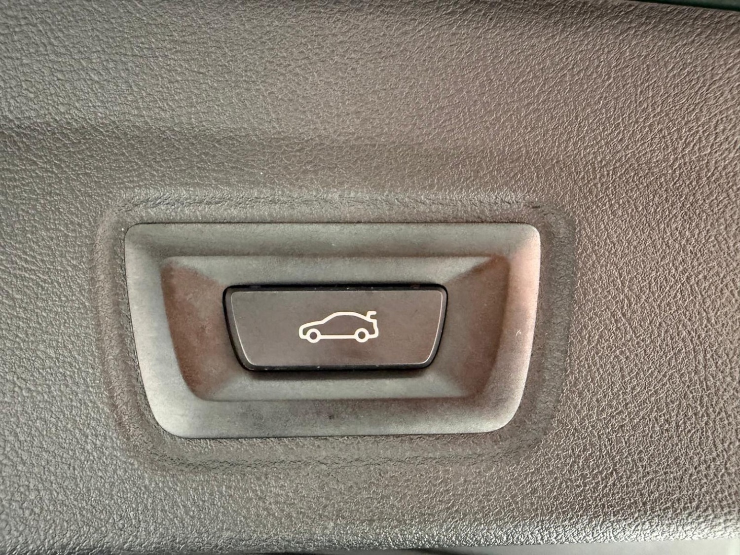 Used BMW i4 2023 for sale - 77632500: Photo 54