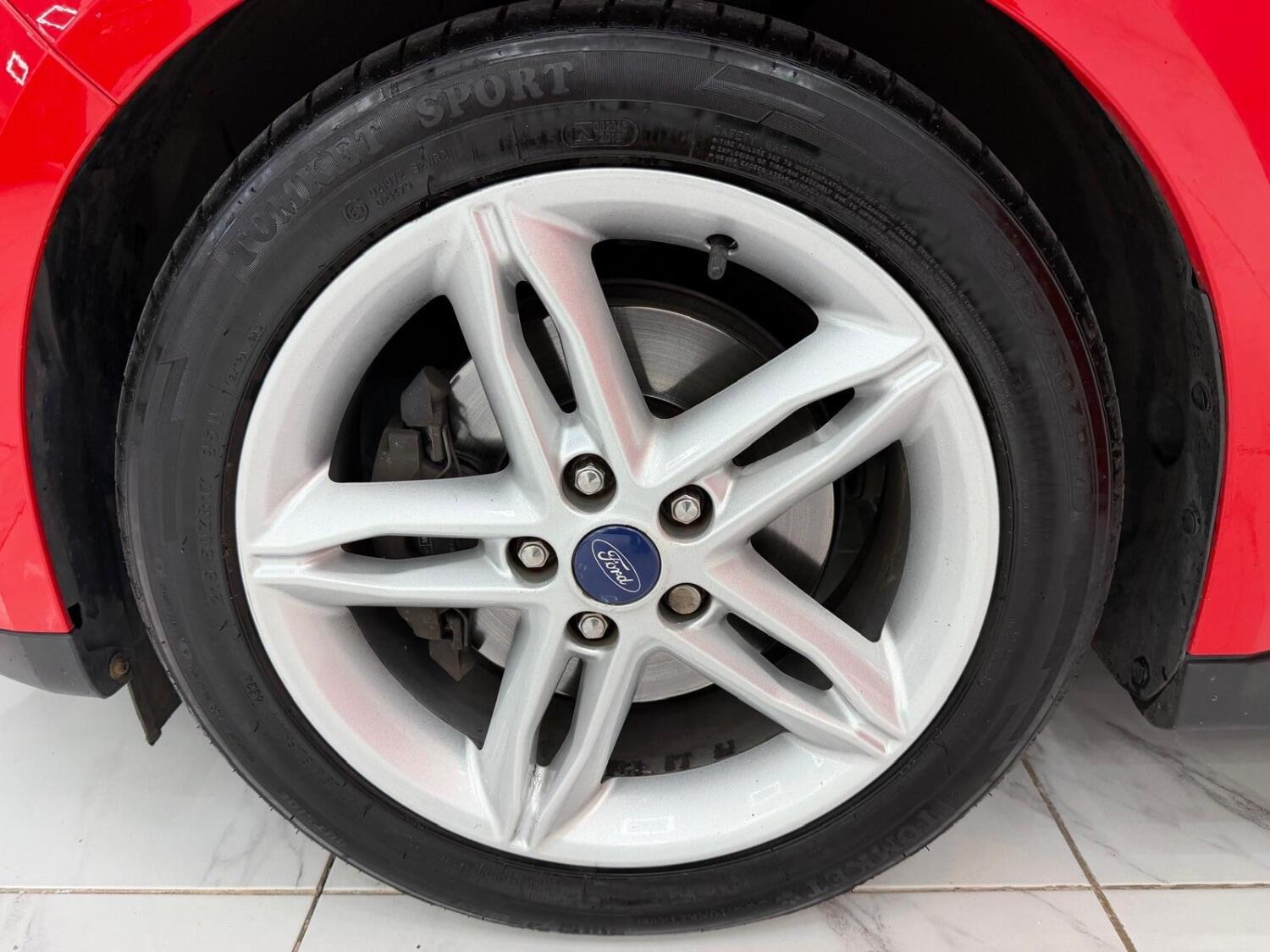 Used Ford Grand C-Max 2016 for sale - 76358160: Photo 33