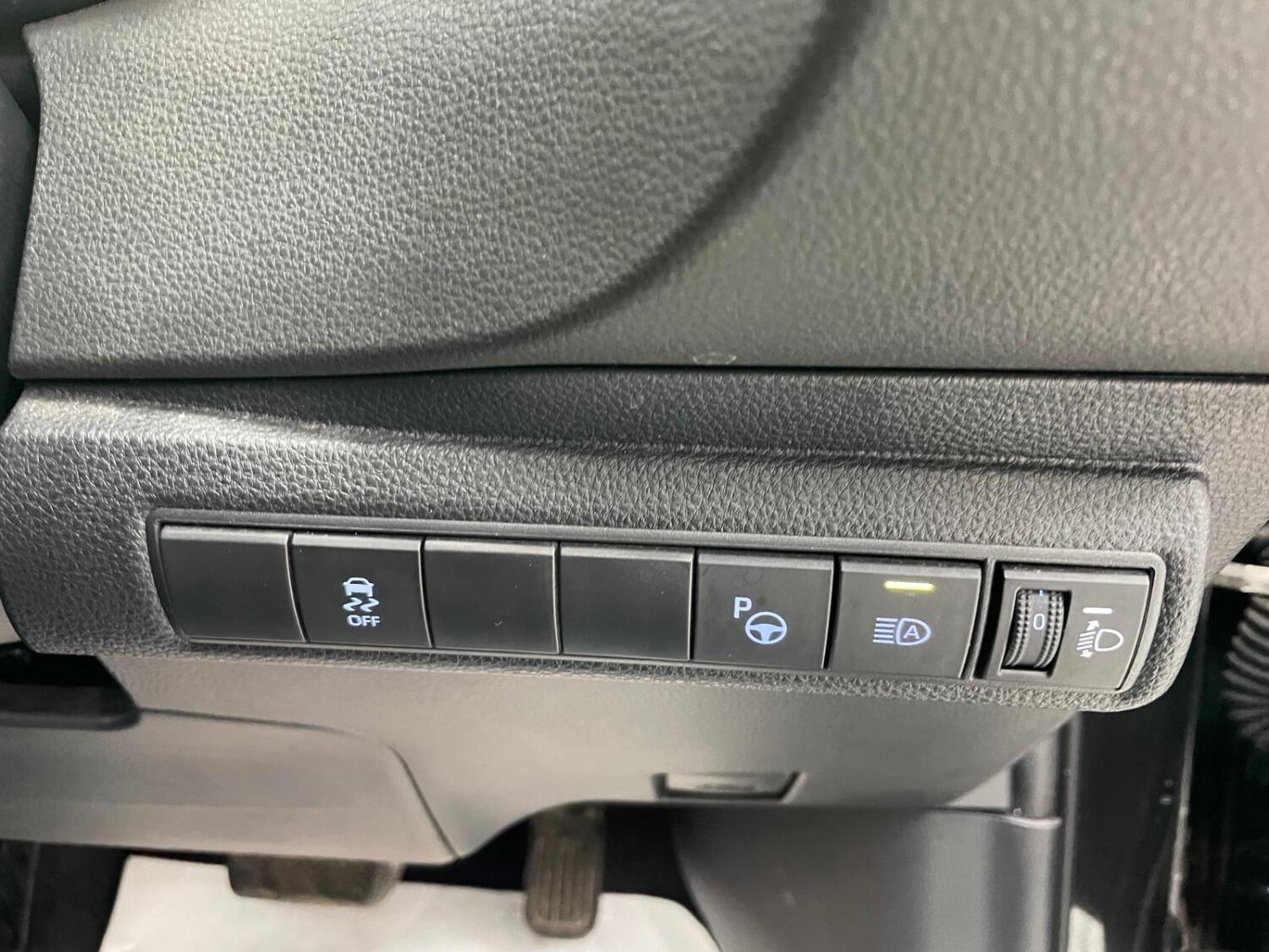 Used Toyota Corolla 2021 for sale - 76312360: Photo 33