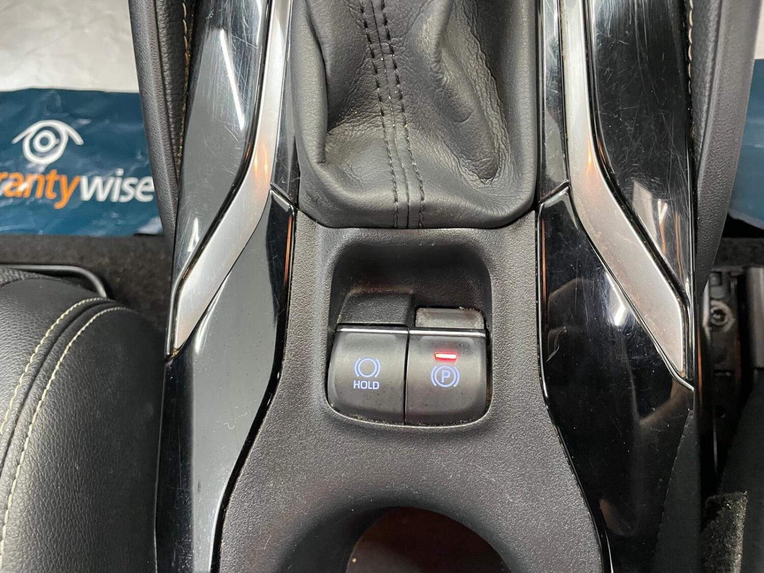 Used Toyota Corolla 2021 for sale - 76312360: Photo 35