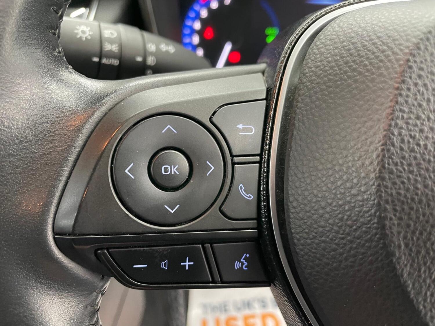 Used Toyota Corolla 2021 for sale - 76312360: Photo 41
