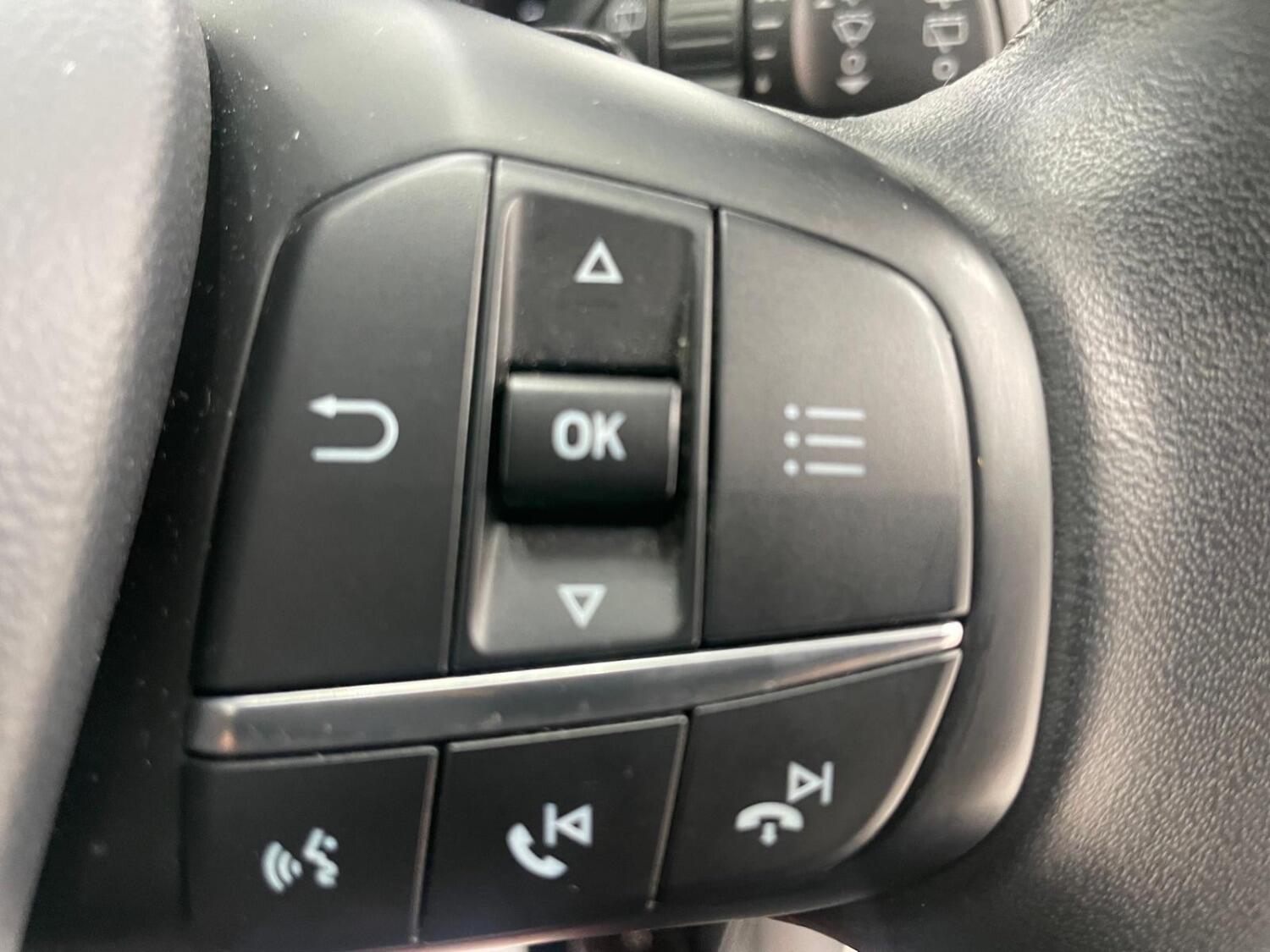Used Ford Fiesta 2017 for sale - 76340346: Photo 38