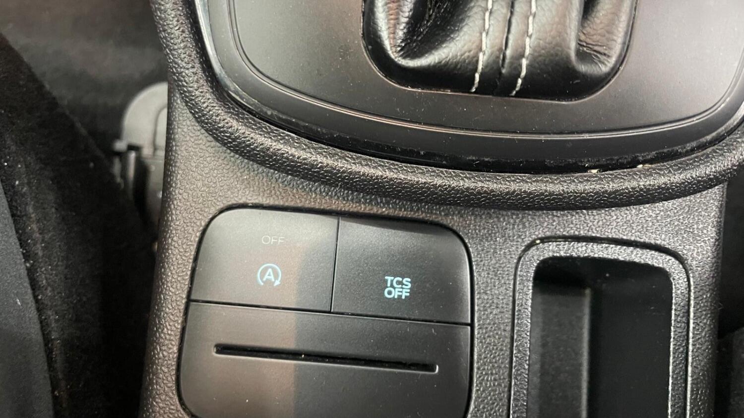 Used Ford Fiesta 2017 for sale - 76340346: Photo 45