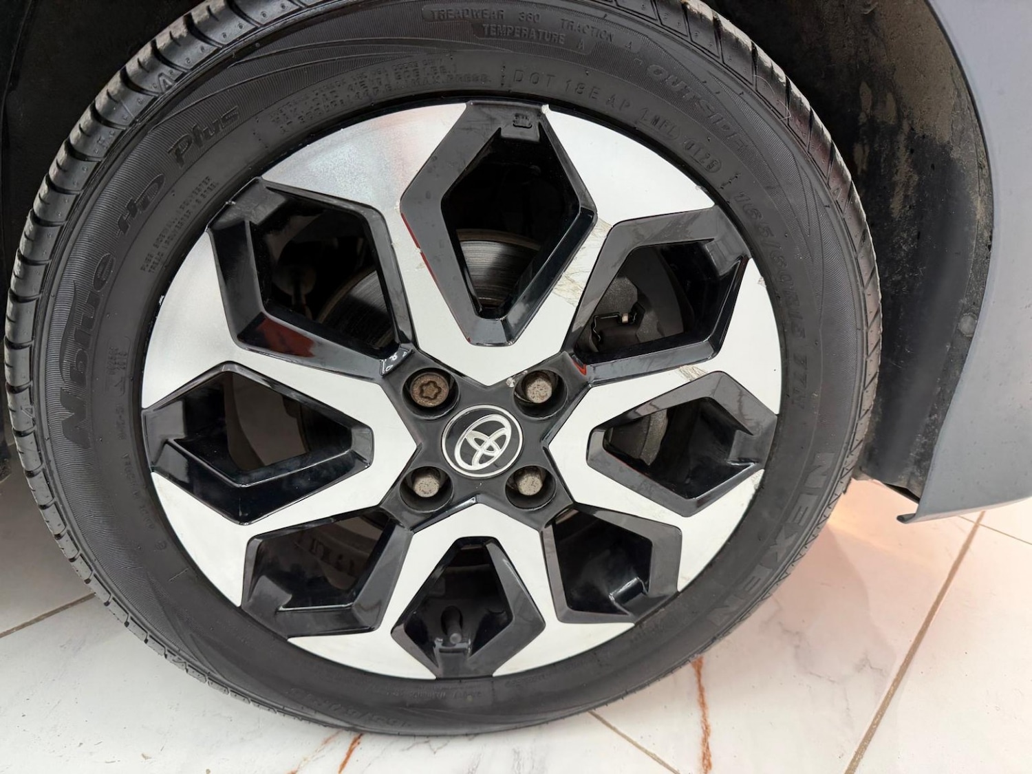 Used Toyota AYGO 2018 for sale - 77080789: Photo 32