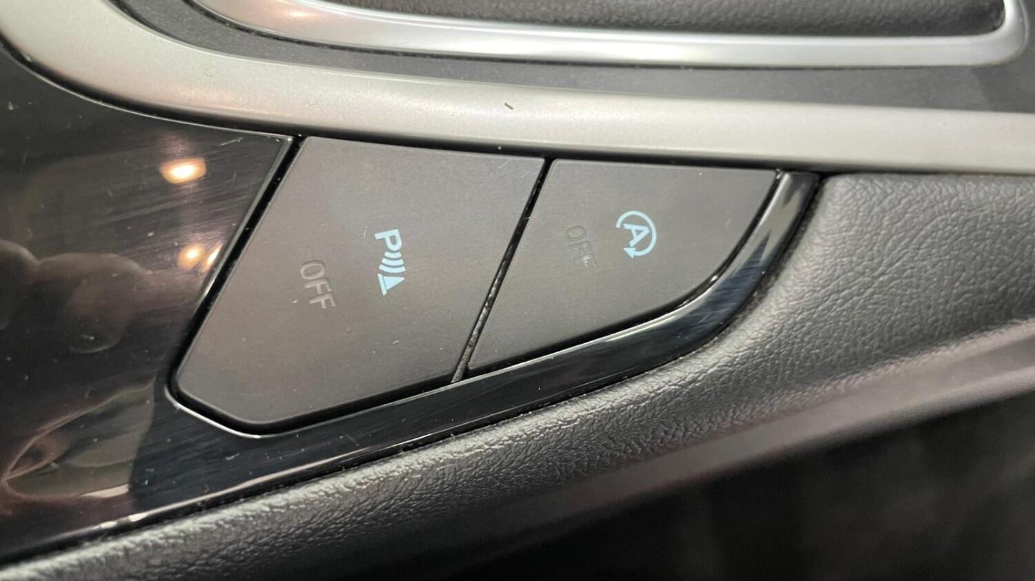 Used Ford Galaxy 2018 for sale - 76096969: Photo 35