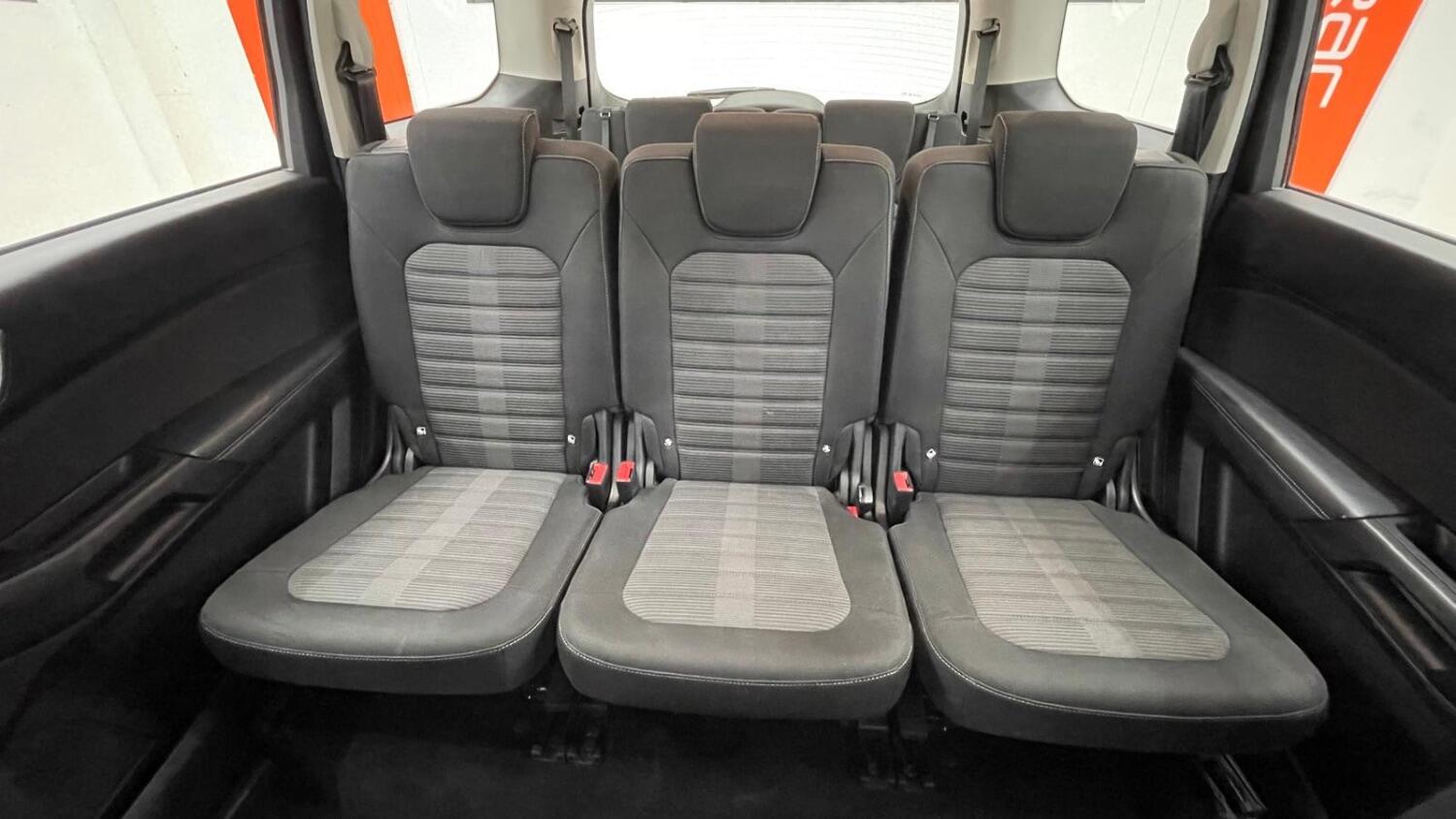 Used Ford Galaxy 2018 for sale - 76096969: Photo 52