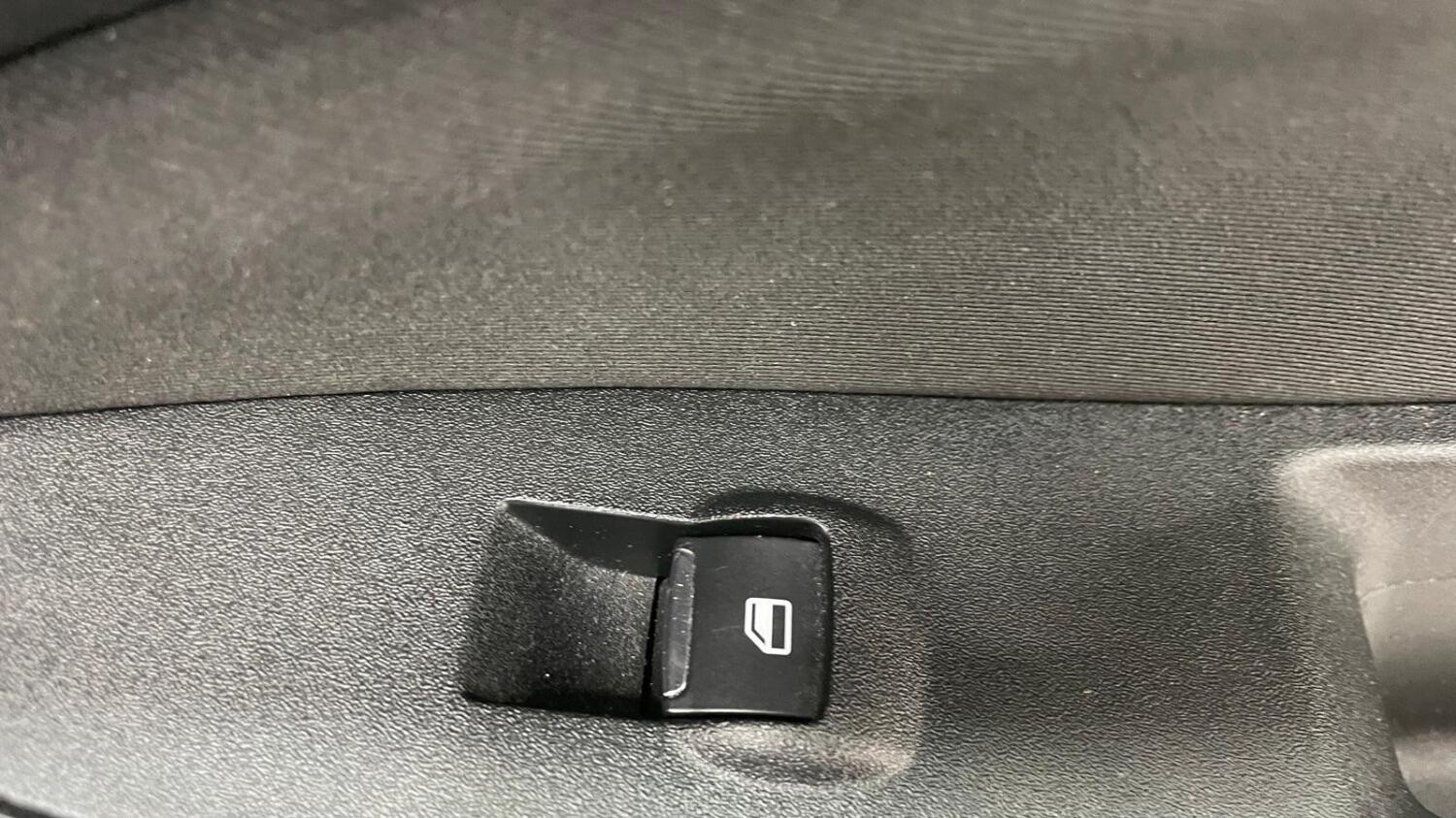 Used Ford Galaxy 2018 for sale - 76096969: Photo 61