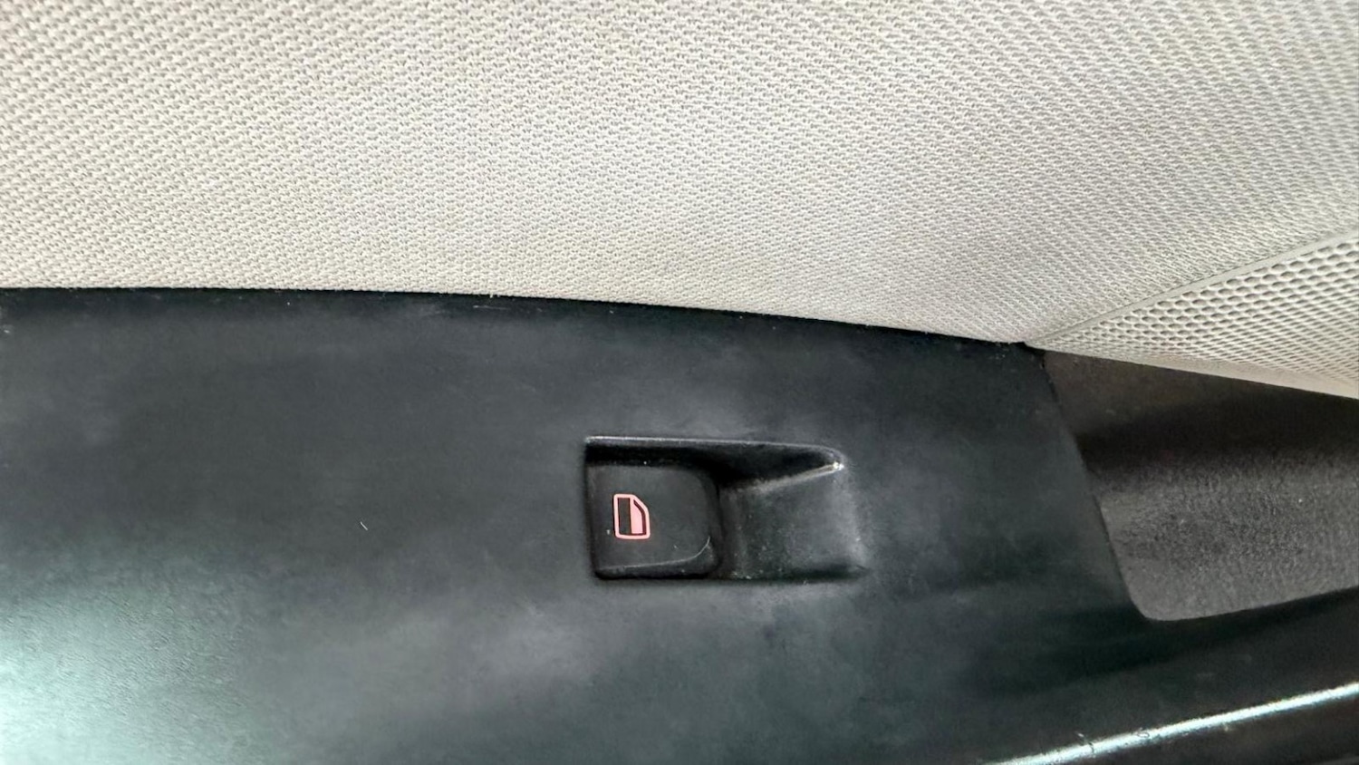 Used Audi Q3 2014 for sale - 76935361: Photo 45