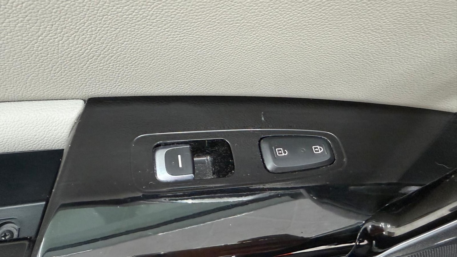 Used Kia Sportage 2017 for sale - 76662776: Photo 38