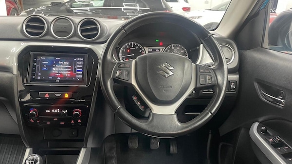 Used Suzuki Vitara 2018 for sale - 76242893: Photo 40