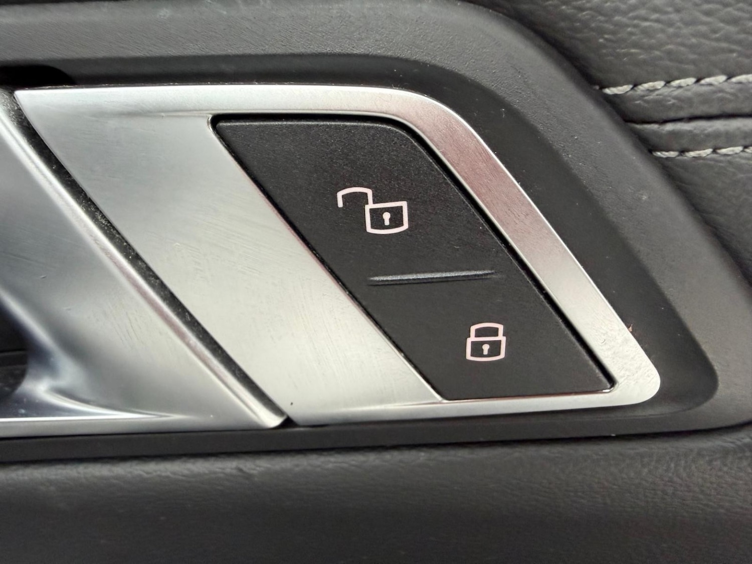 Used BMW 3 Series 2020 for sale - 77562527: Photo 40