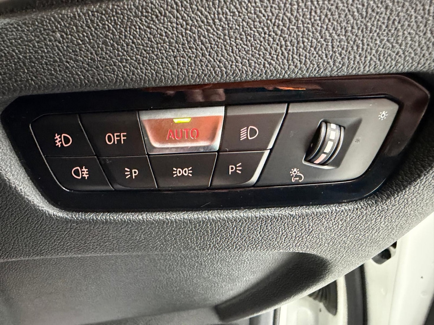 Used BMW 3 Series 2020 for sale - 77562527: Photo 43