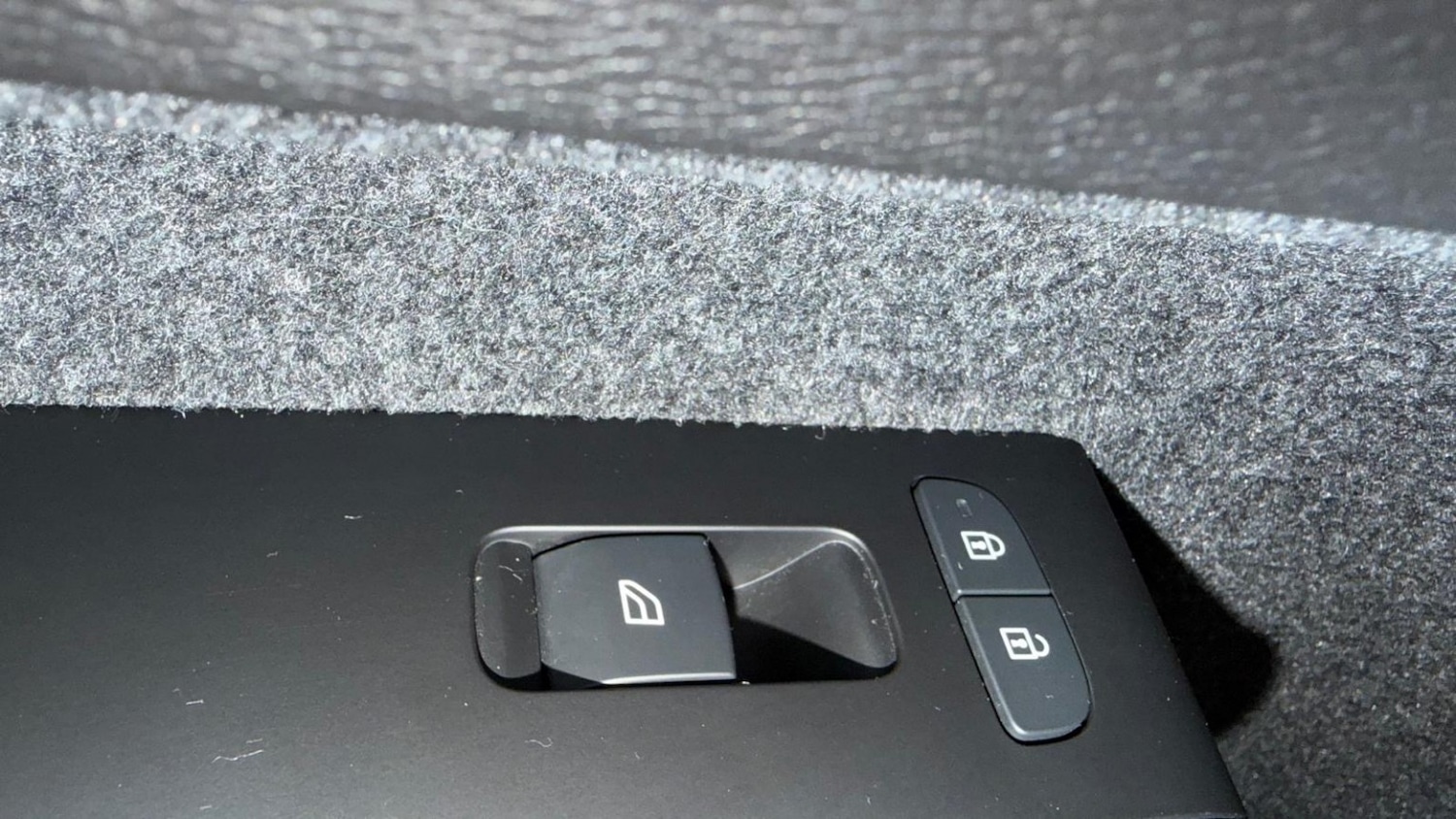 Used Volvo XC40 2022 for sale - 77001562: Photo 63