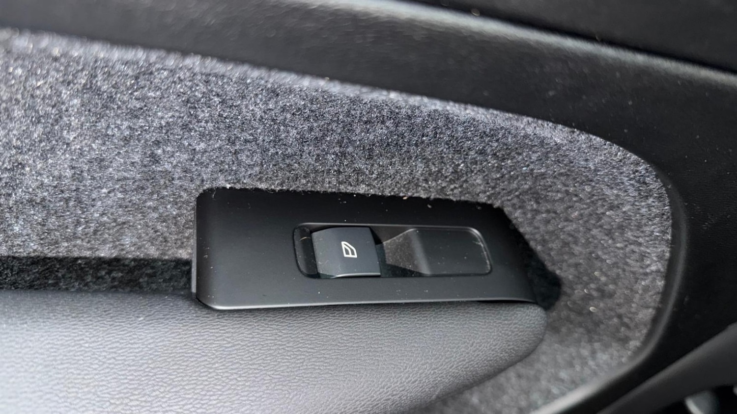 Used Volvo XC40 2022 for sale - 77001562: Photo 70