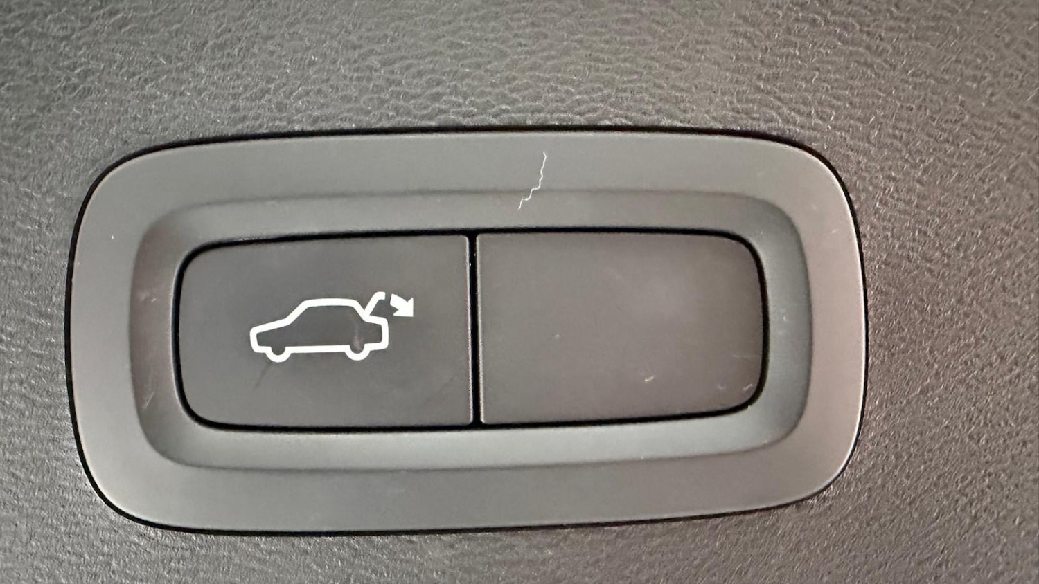 Used Volvo XC40 2022 for sale - 77001562: Photo 90