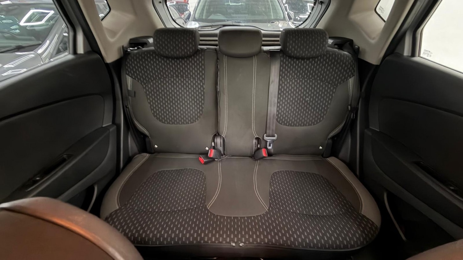 Used Renault Captur 2018 for sale - 76504696: Photo 29