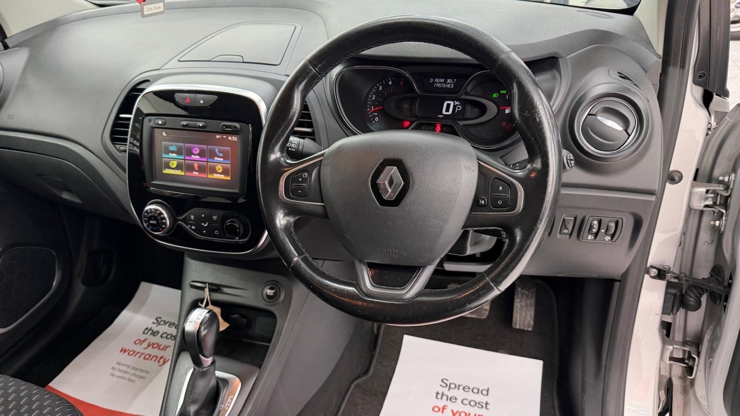 Used Renault Captur 2018 for sale - 76504696: Photo 41