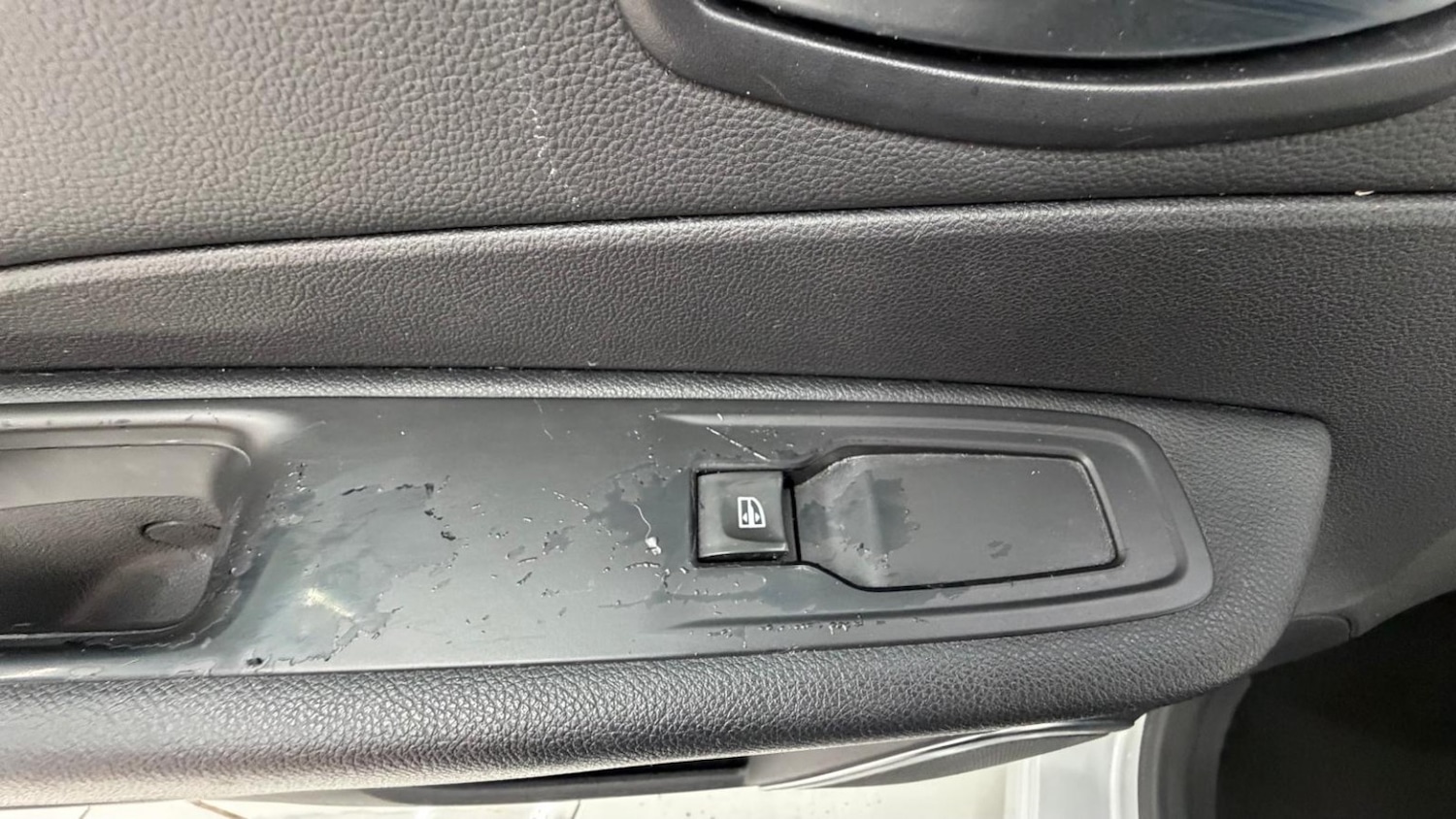 Used Renault Captur 2018 for sale - 76504696: Photo 42