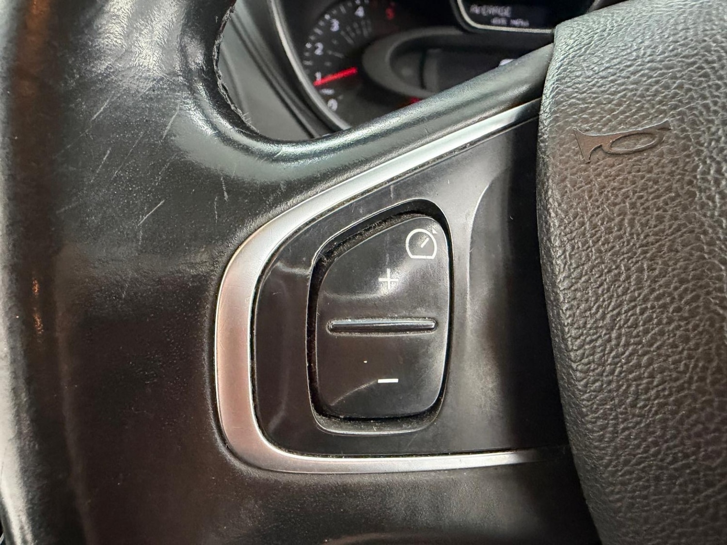 Used Renault Captur 2018 for sale - 76504696: Photo 55