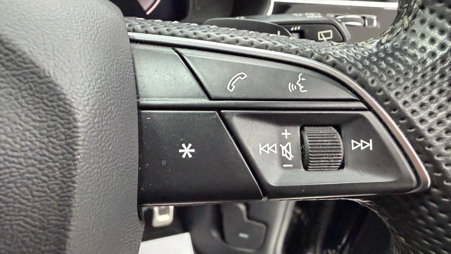 Used Audi Q8 2019 for sale - 76504694: Photo 64