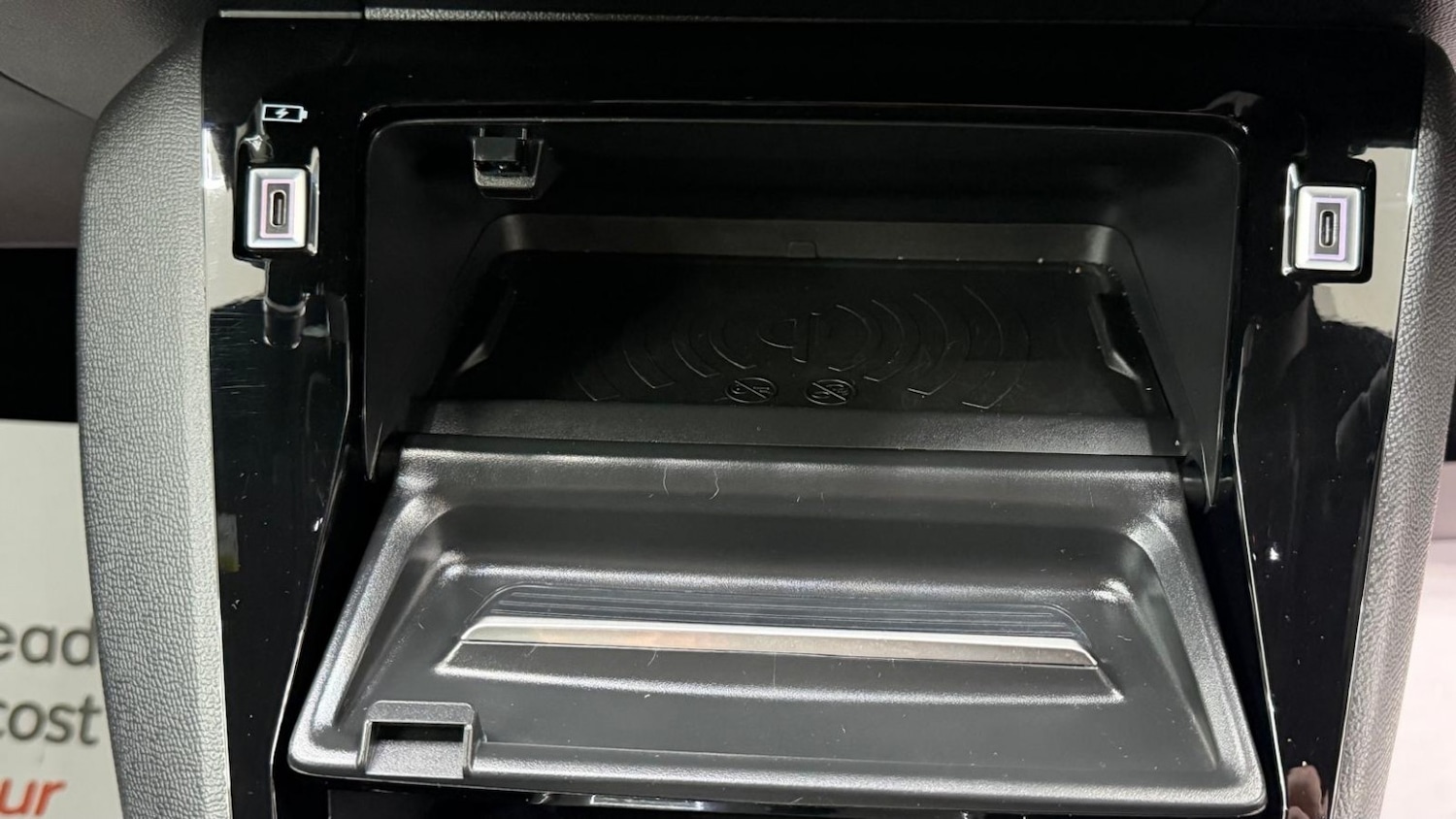 Used Peugeot 208 2024 for sale - 77240311: Photo 40