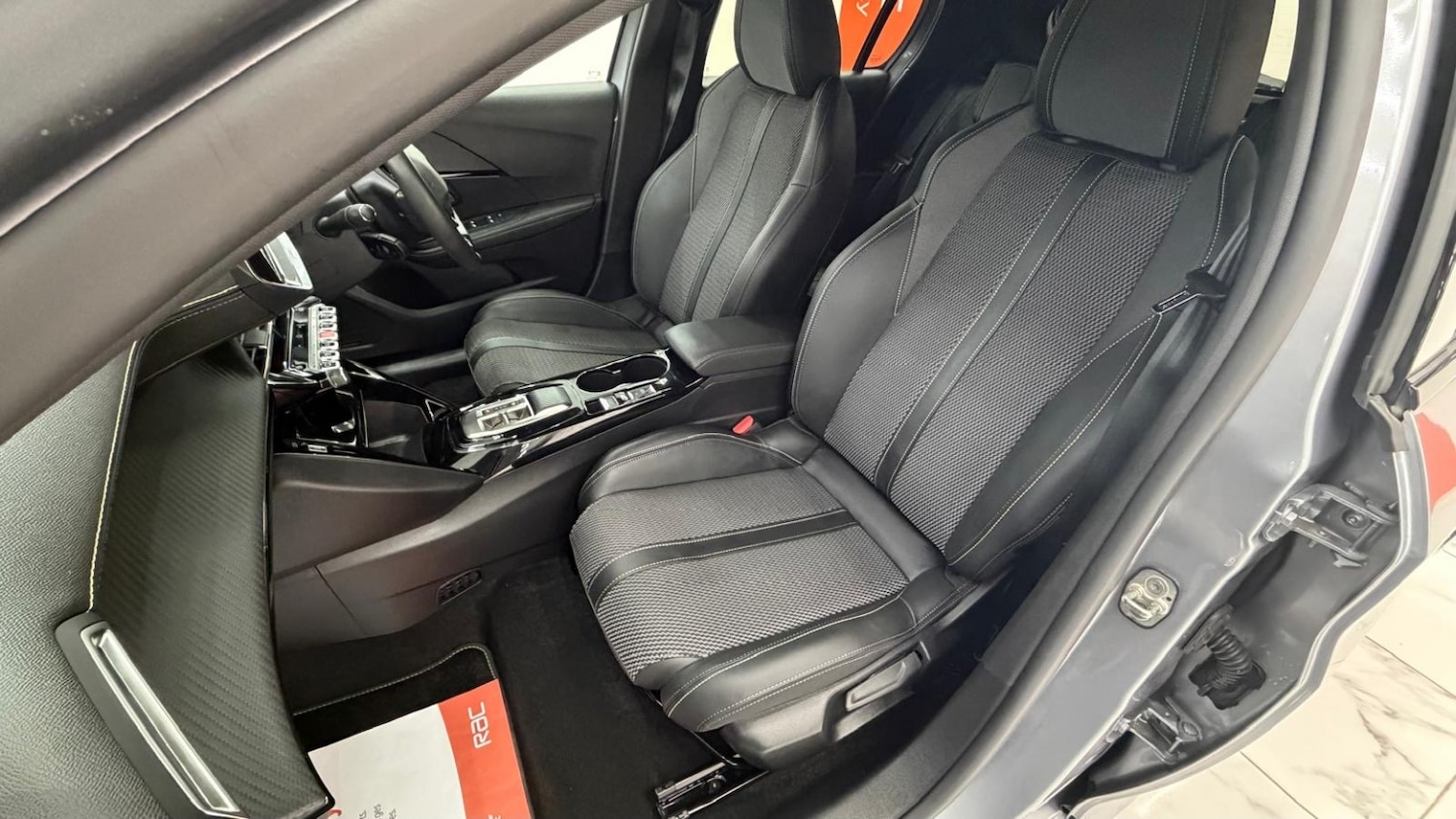 Used Peugeot 208 2024 for sale - 77240311: Photo 54