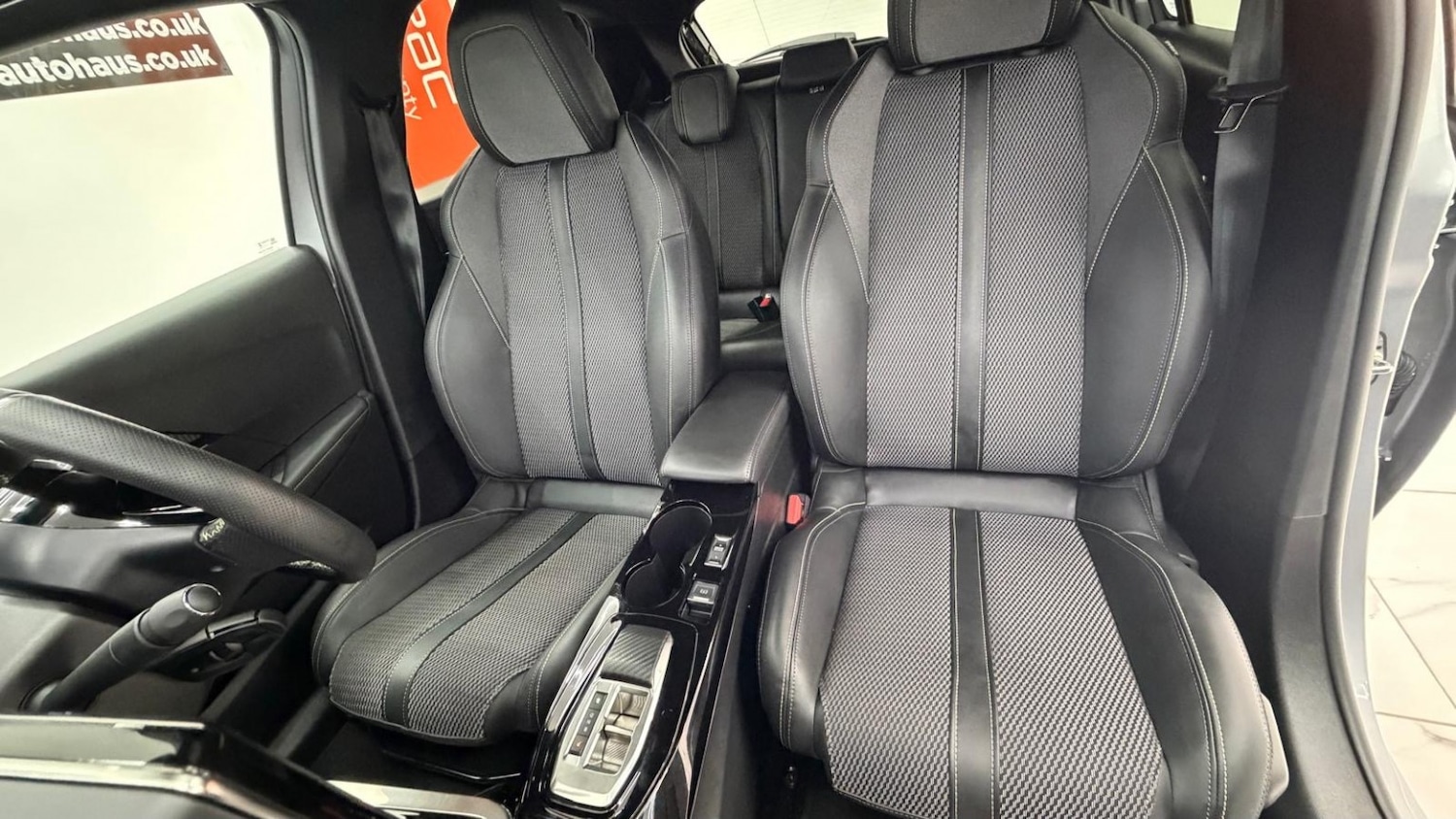 Used Peugeot 208 2024 for sale - 77240311: Photo 55