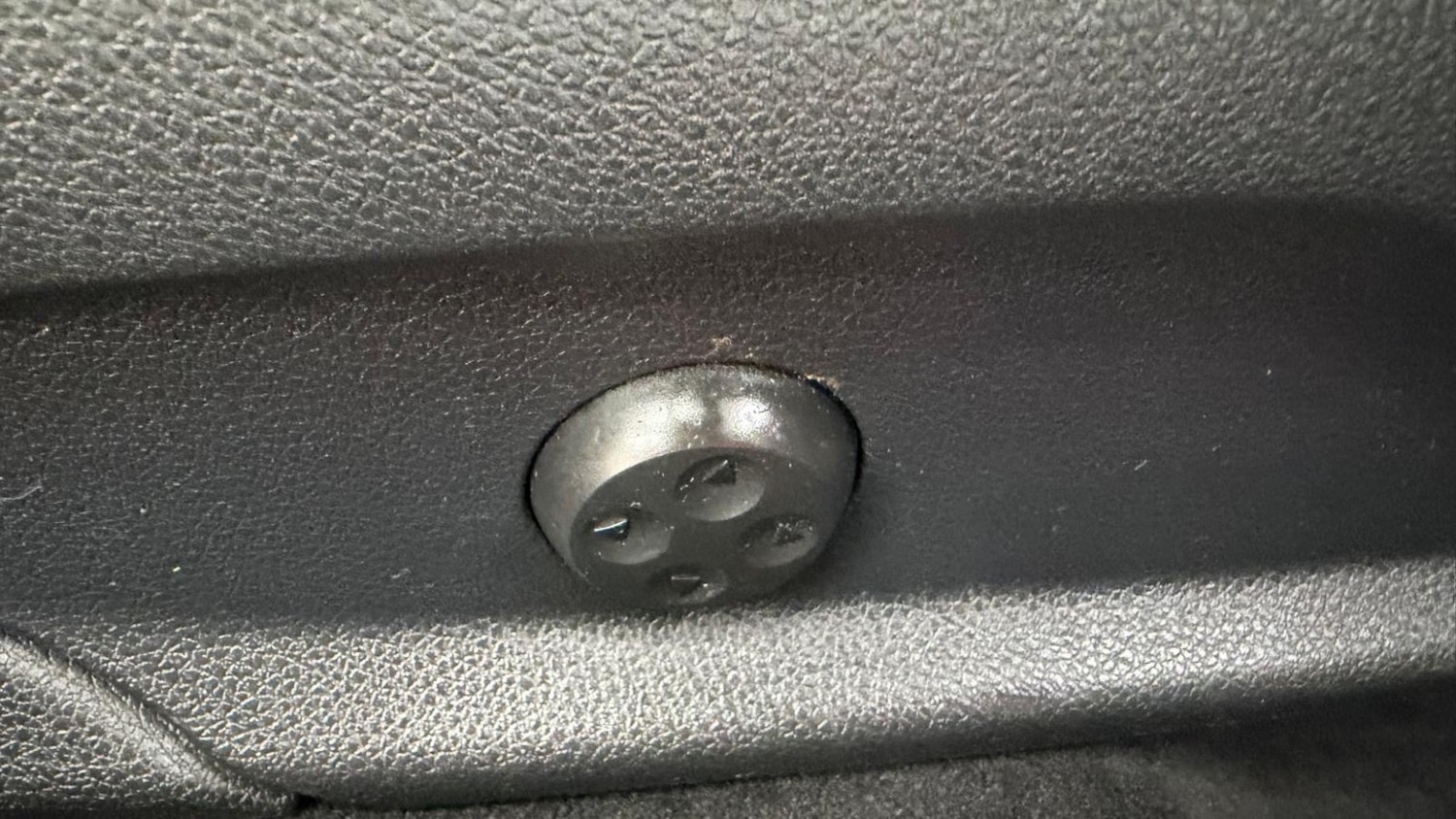 Used Mercedes-Benz C Class 2018 for sale - 77240313: Photo 63