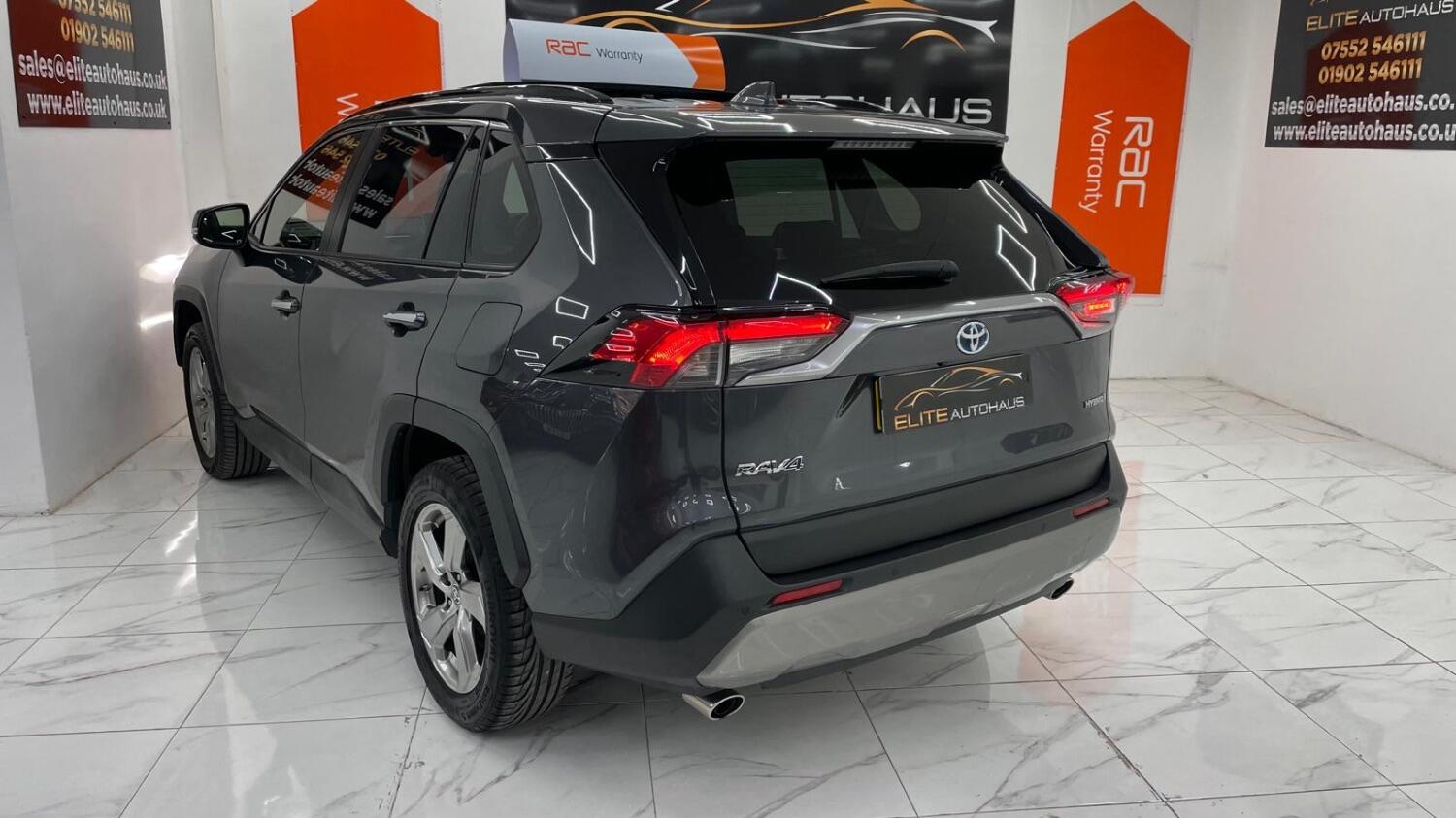 Used Toyota RAV4 2022 for sale - 76699213: Photo 23