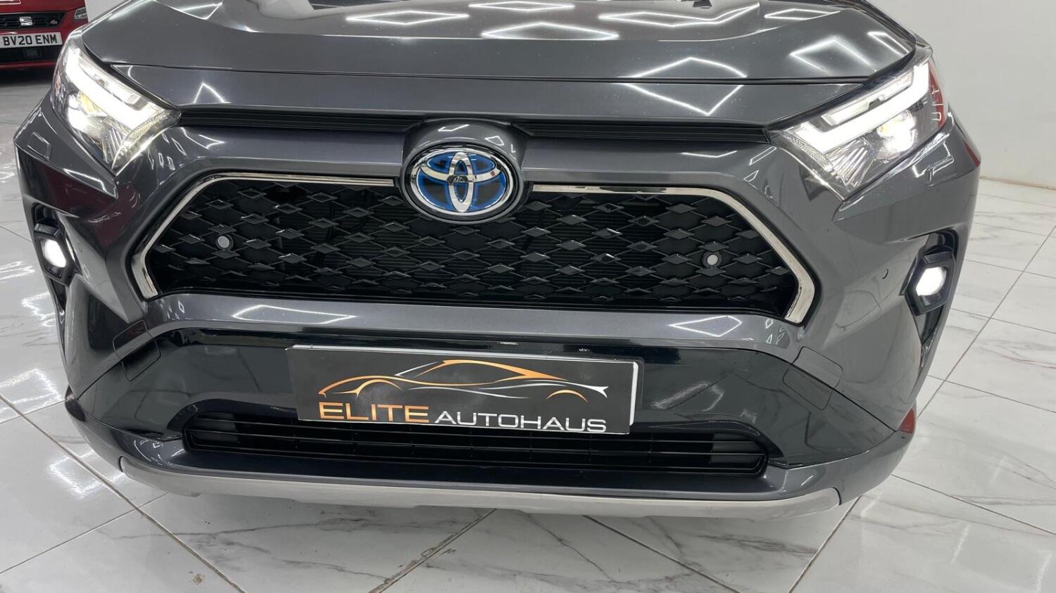 Used Toyota RAV4 2022 for sale - 76699213: Photo 40