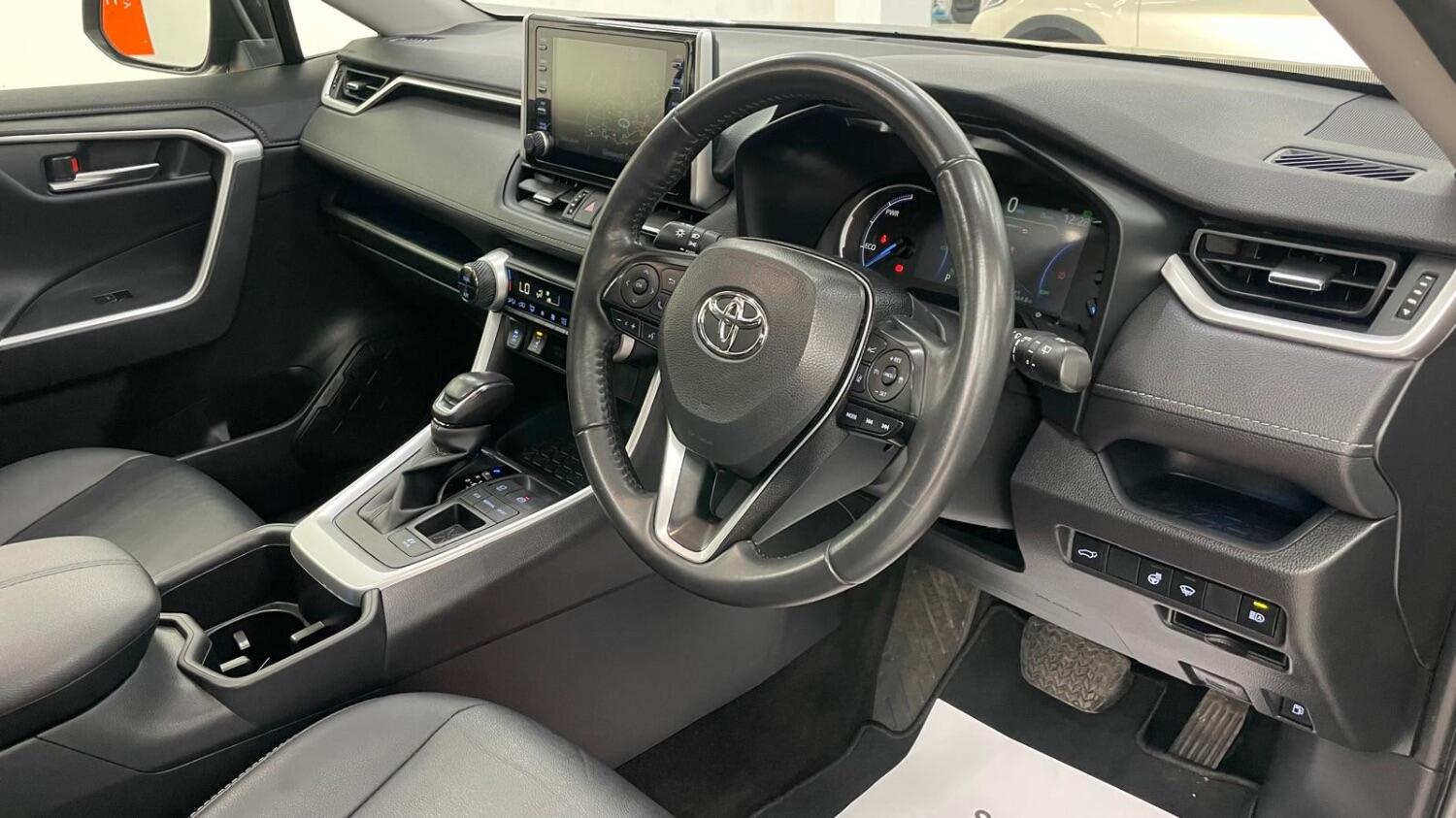 Used Toyota RAV4 2022 for sale - 76699213: Photo 69