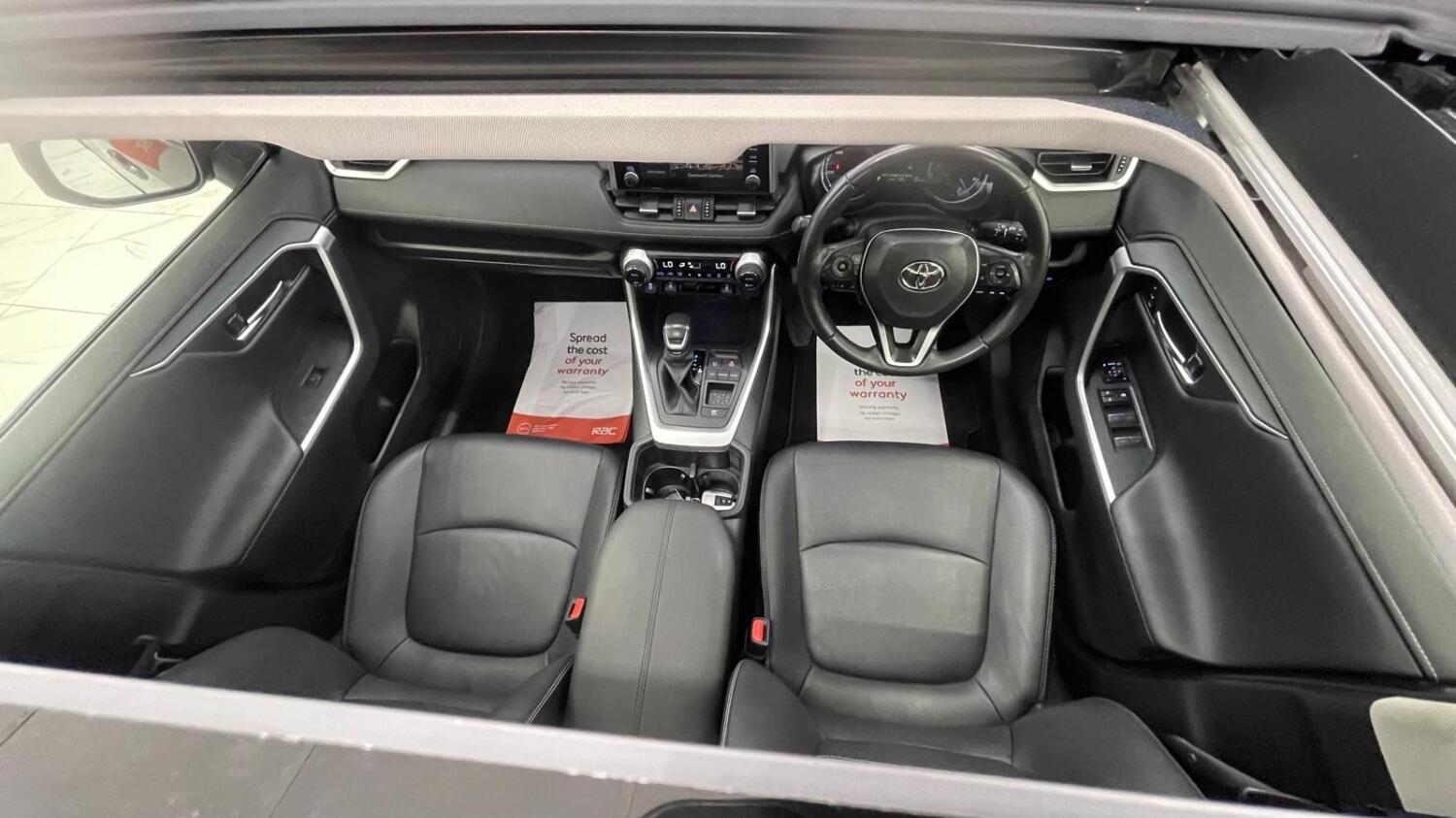 Used Toyota RAV4 2022 for sale - 76699213: Photo 77