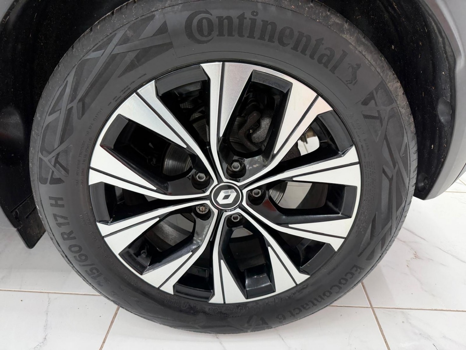 Used Renault Captur 2024 for sale - 76643482: Photo 45