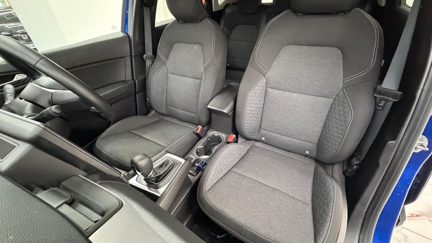 Used Renault Captur 2024 for sale - 76643482: Photo 48