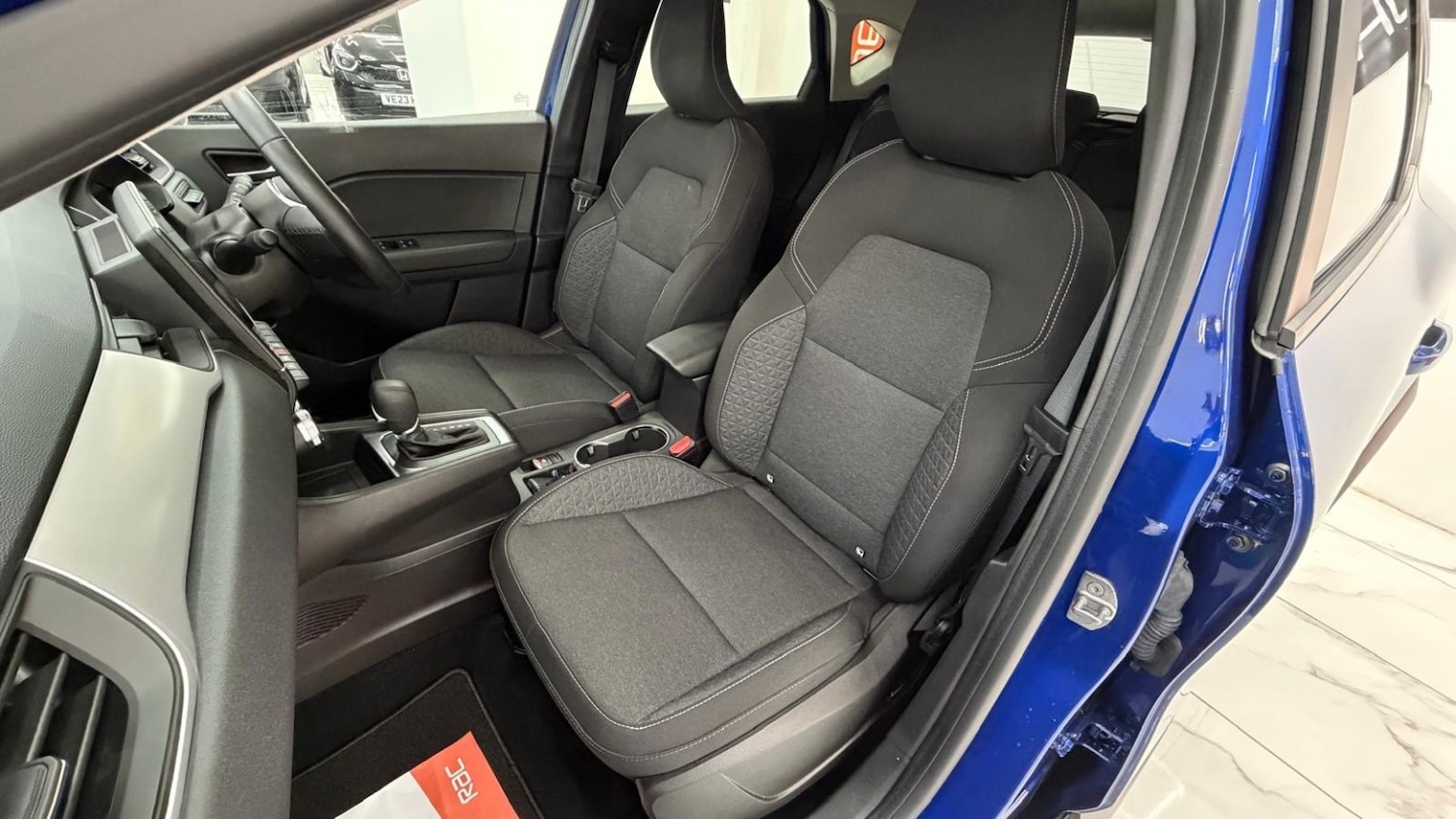 Used Renault Captur 2024 for sale - 76643482: Photo 49