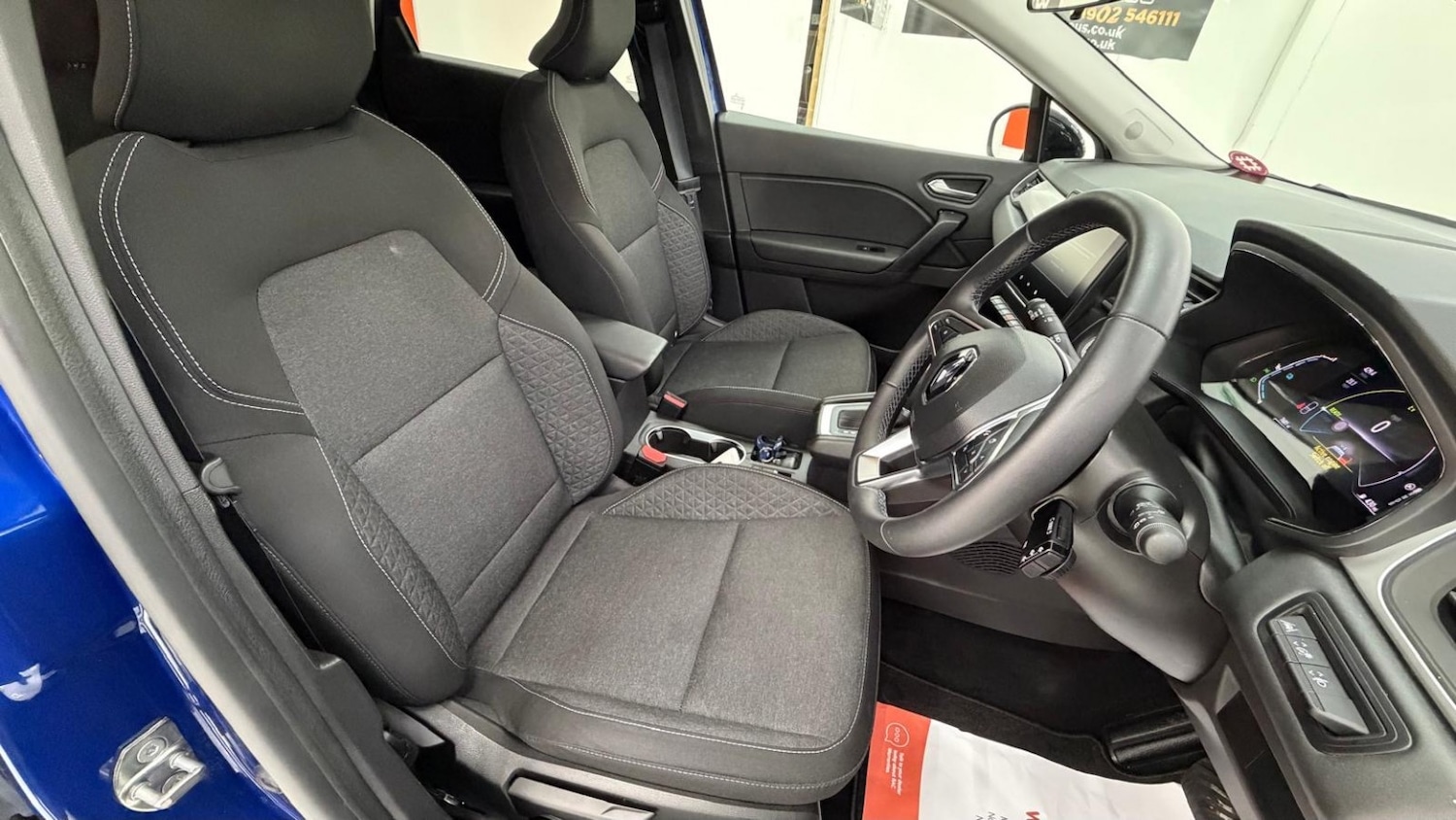 Used Renault Captur 2024 for sale - 76643482: Photo 64