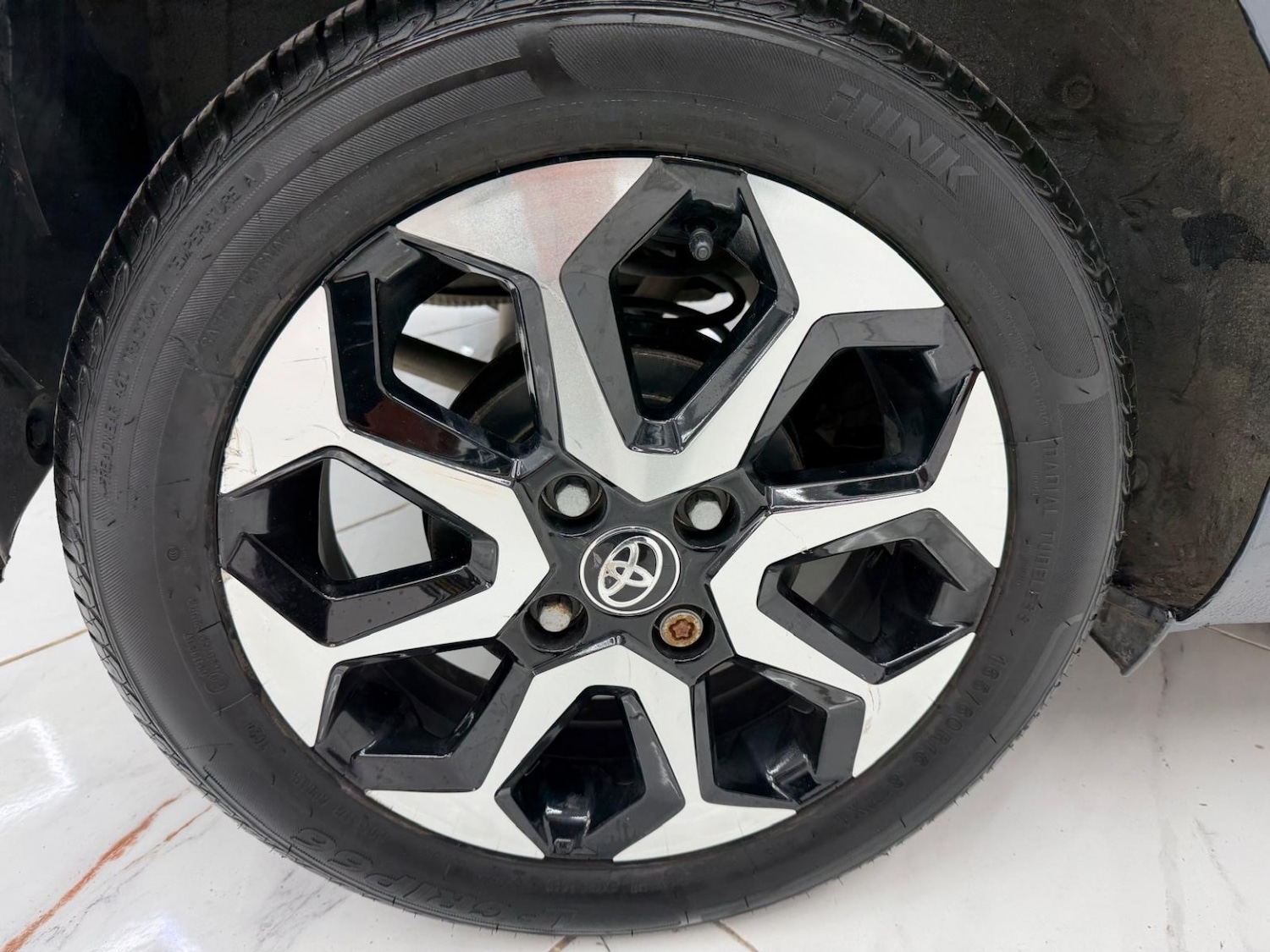 Used Toyota AYGO 2018 for sale - 77240310: Photo 33