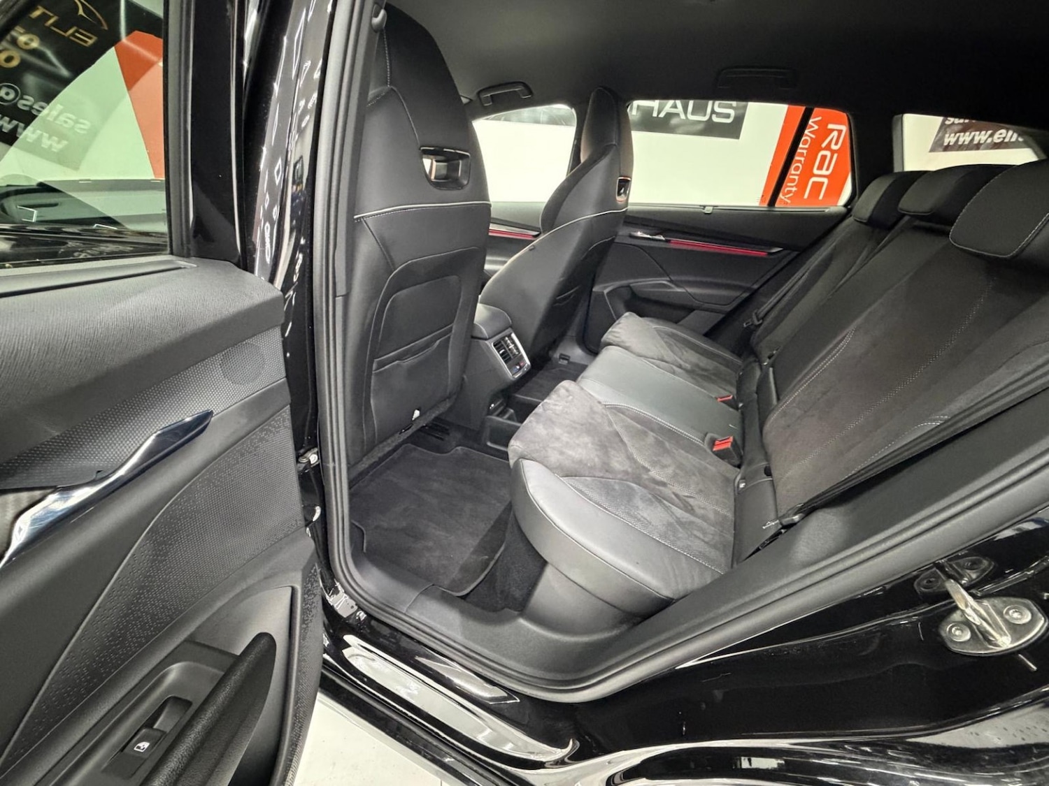 Used Skoda Enyaq 2023 for sale - 77148197: Photo 64