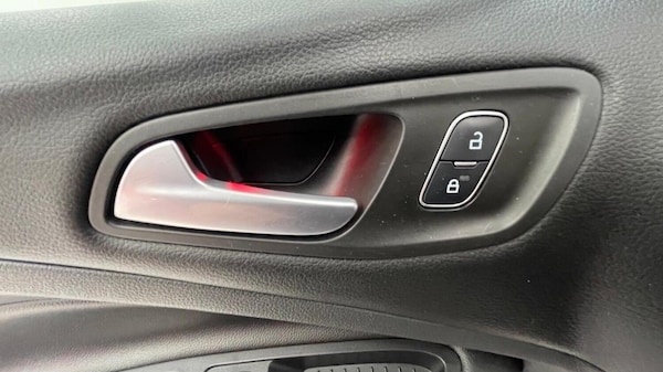 Used Ford Kuga 2017 for sale - 76242863: Photo 66