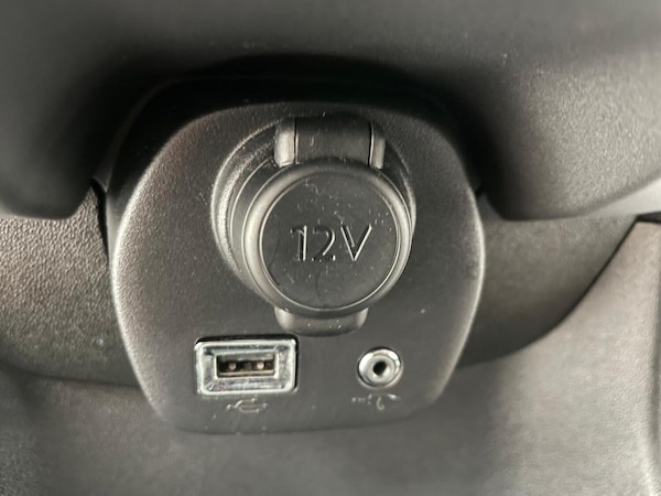 Used Toyota AYGO 2021 for sale - 76242847: Photo 41