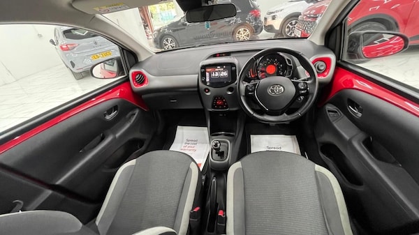 Used Toyota AYGO 2021 for sale - 76242847: Photo 49
