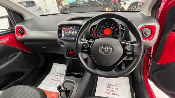 Used Toyota AYGO 2021 for sale - 76242847: Photo 50