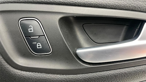 Used Ford Kuga 2017 for sale - 76242885: Photo 68