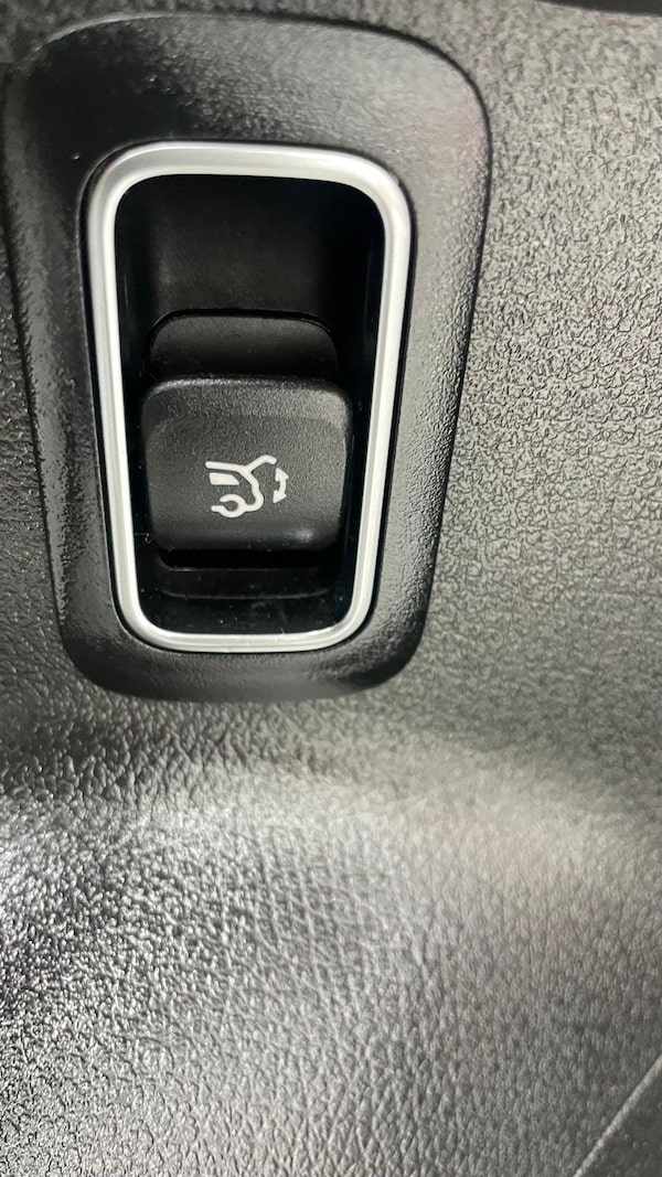 Used Mercedes-Benz GLB 2020 for sale - 76286973: Photo 61