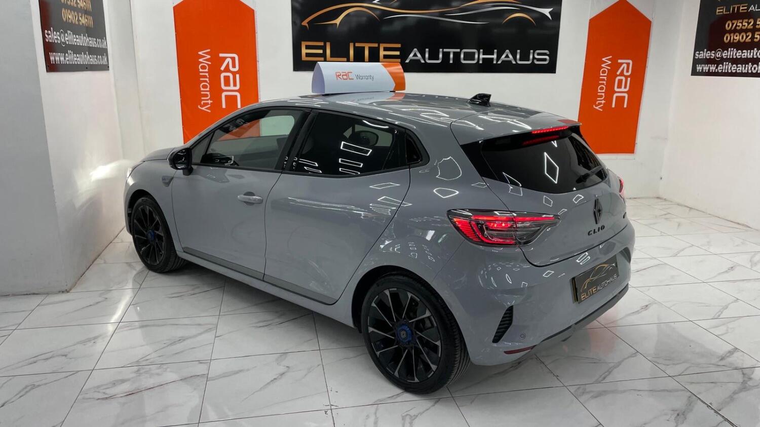 Used Renault Clio 2024 for sale - 76126388: Photo 32