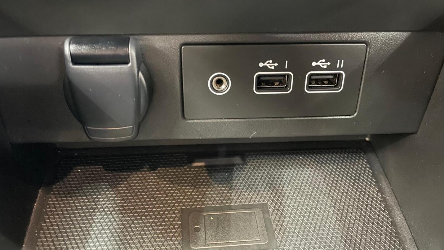 Used Renault Clio 2024 for sale - 76126388: Photo 53